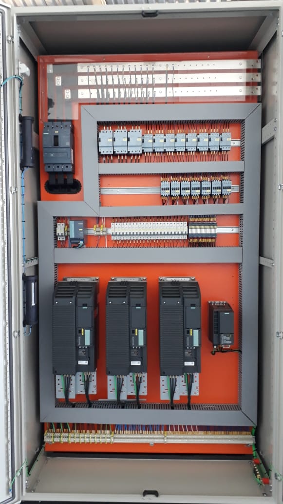 Interior Painel Laranja